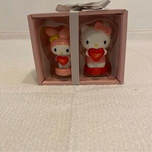 Blue Sky Clayworks Sanrio Hello Kitty Love Hearts Salt & Pepper Shaker
